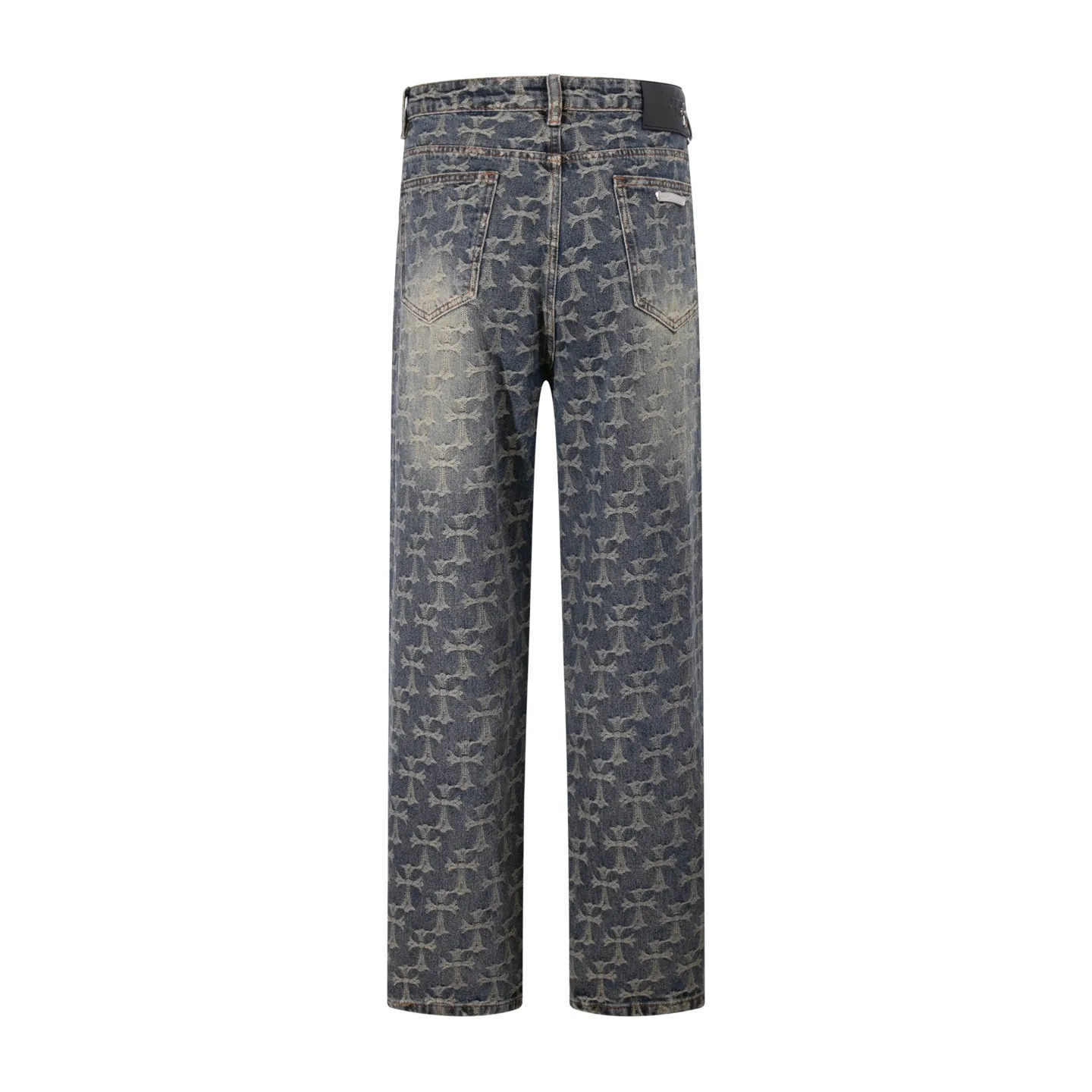 P220 Style No.: H895 Croxin & 𝐂𝐡𝐫𝐨𝐦𝐞 𝐇𝐞𝐚𝐫𝐭 ss25 limited color leather flame stitching jeans. Styles with different washed textures are very friendly to people with thin legs. The slightly flared version perfectly modifies the leg shape. The timeless and moderate length makes it easy to match and match. It is the basis for various styles and is a must-have in your wardrobe! The fabric is stiff but also makes the upper body soft without losing texture. The washing process is even more perfect. It is a must-have item for everyone! ! ! Washed wheat, hang tag, pants label, three complete labels Color: Jacquard Size: 30-32-34-36